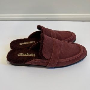 Lucky Brand Caydim Mule Flat Shoes Red Burgundy Suede Slip On Faux Fur W8 / 38.5